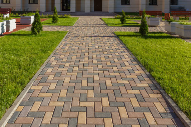 Best Affordable Driveway Paving  in Pittsburg, KS